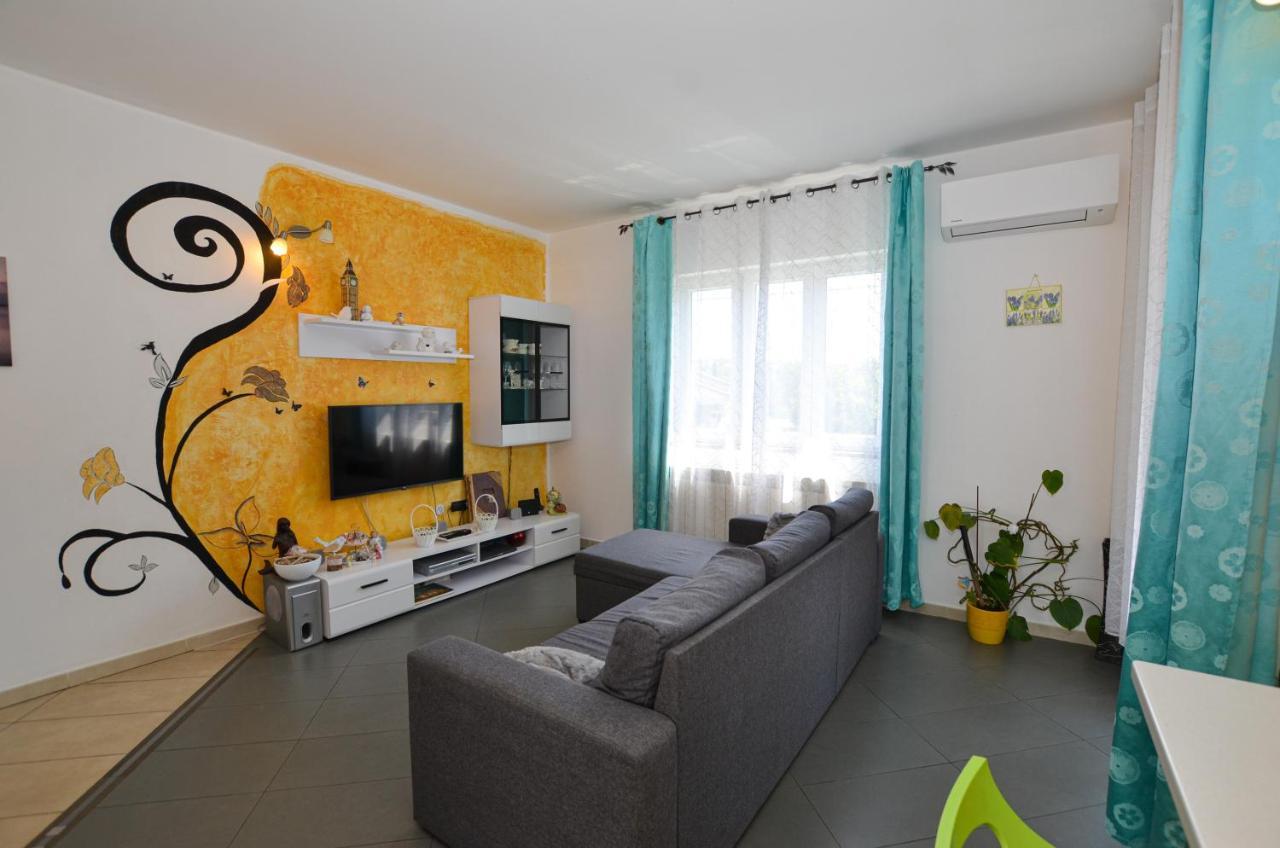 Noemi & Ana Apartment Rovinj Exterior photo